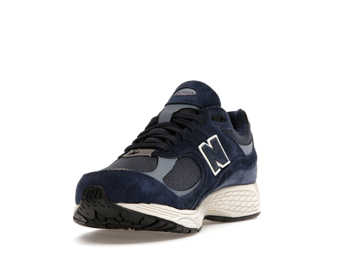Vue 13 de New Balance 2002R Gore-Tex Navy Arctic Grey