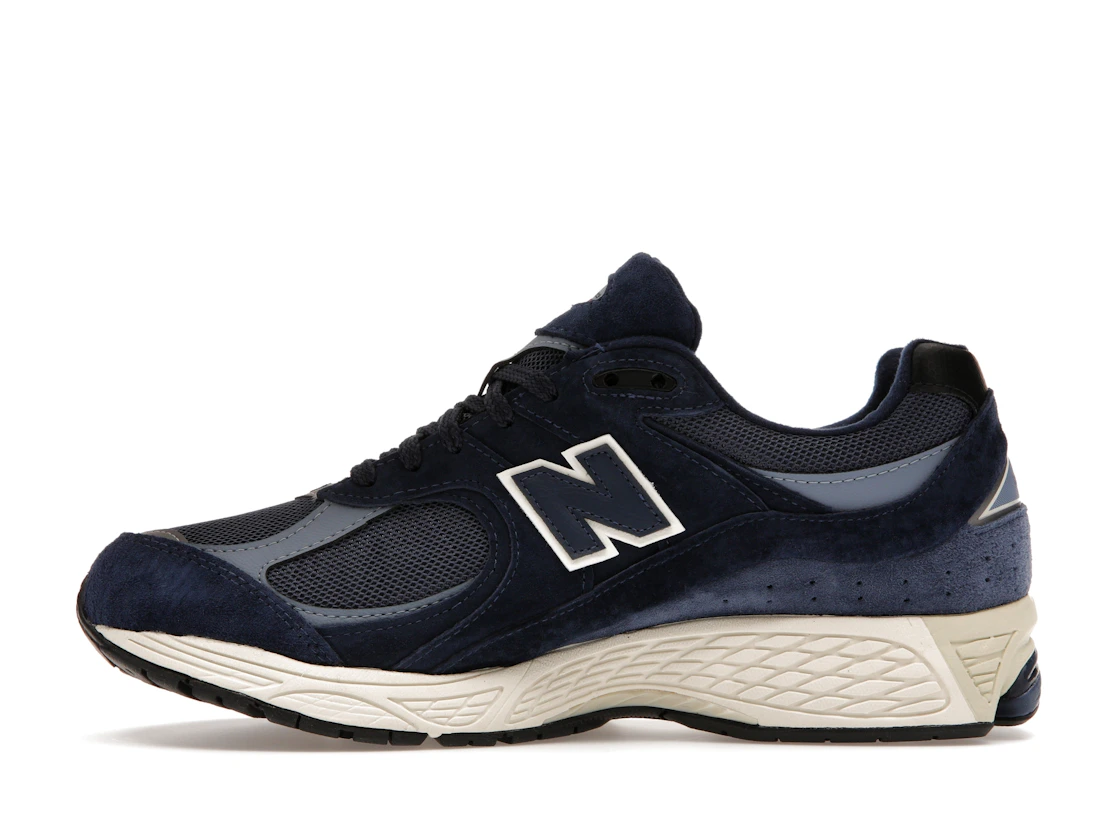 Vue 19 de New Balance 2002R Gore-Tex Navy Arctic Grey