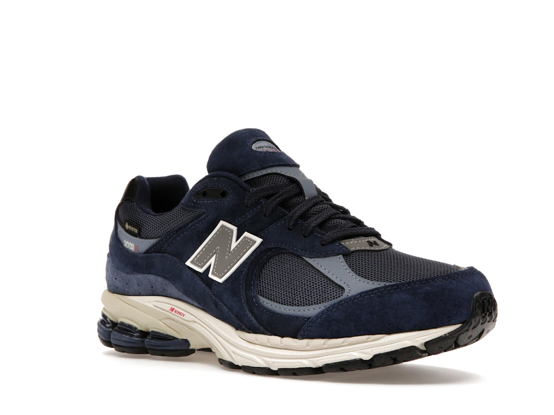 Vue 5 de New Balance 2002R Gore-Tex Navy Arctic Grey