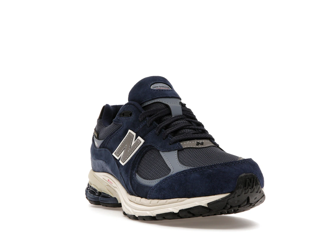 Vue 7 de New Balance 2002R Gore-Tex Navy Arctic Grey