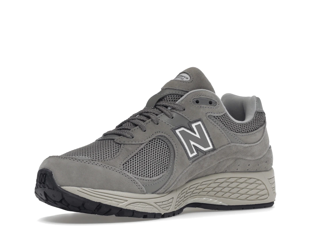 Vue 15 de New Balance 2002R Marblehead Light Aluminum