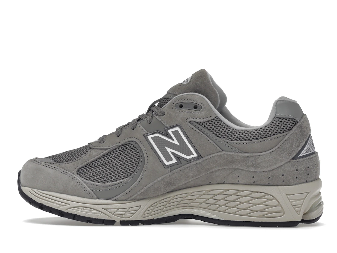 Vue 20 de New Balance 2002R Marblehead Light Aluminum