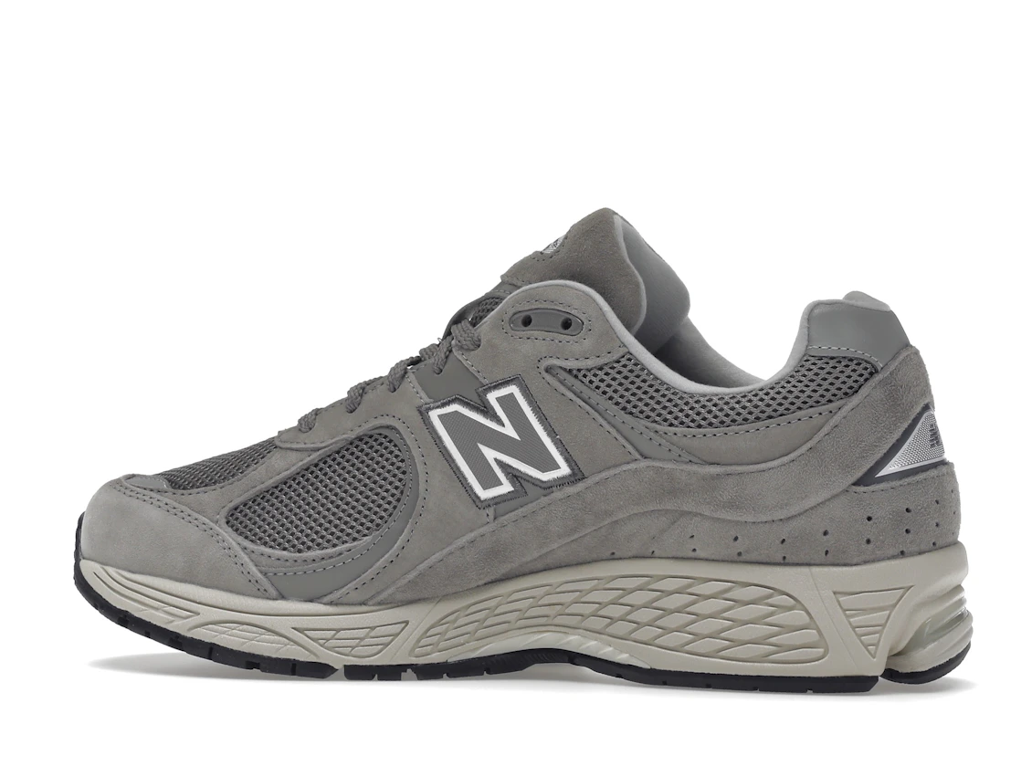 Vue 21 de New Balance 2002R Marblehead Light Aluminum