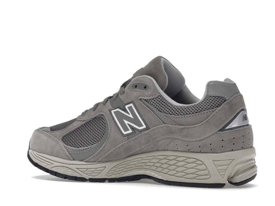 Vue 22 de New Balance 2002R Marblehead Light Aluminum