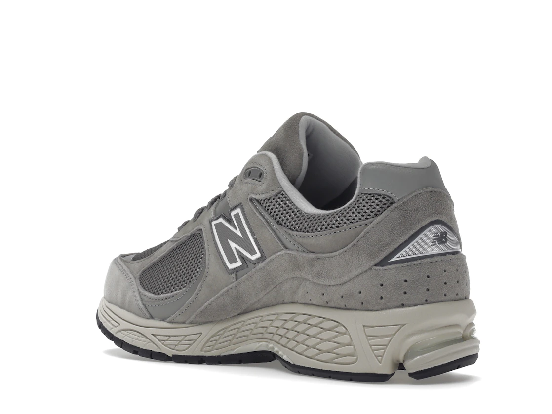 Vue 24 de New Balance 2002R Marblehead Light Aluminum