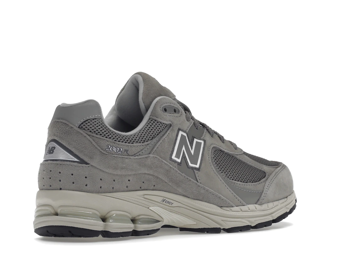 Vue 33 de New Balance 2002R Marblehead Light Aluminum
