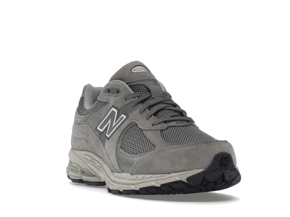 Vue 7 de New Balance 2002R Marblehead Light Aluminum