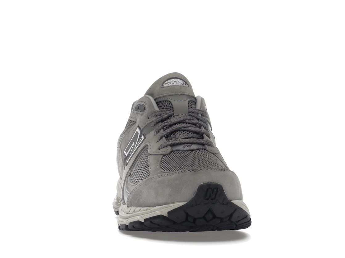 Vue 9 de New Balance 2002R Marblehead Light Aluminum