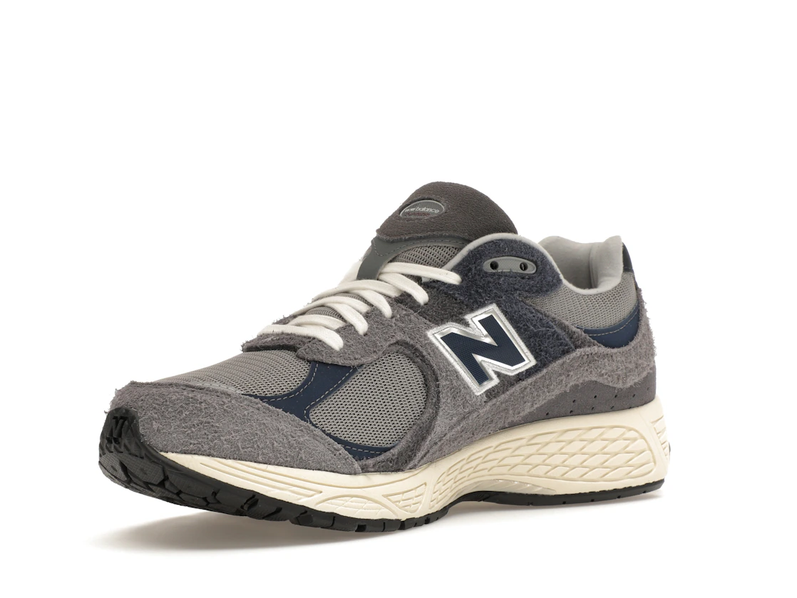 Vue 15 de New Balance 2002R Navy Castlerock