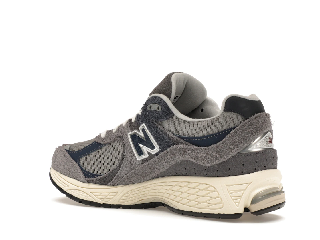 Vue 23 de New Balance 2002R Navy Castlerock