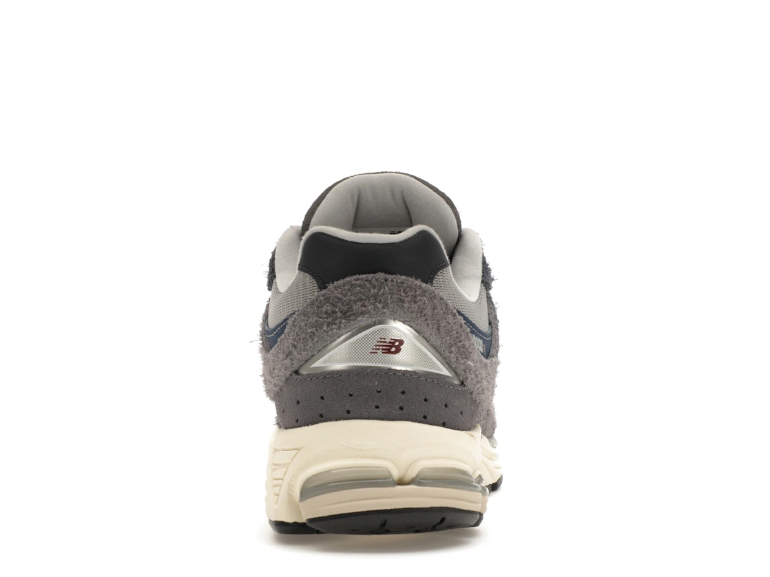 Vue 28 de New Balance 2002R Navy Castlerock