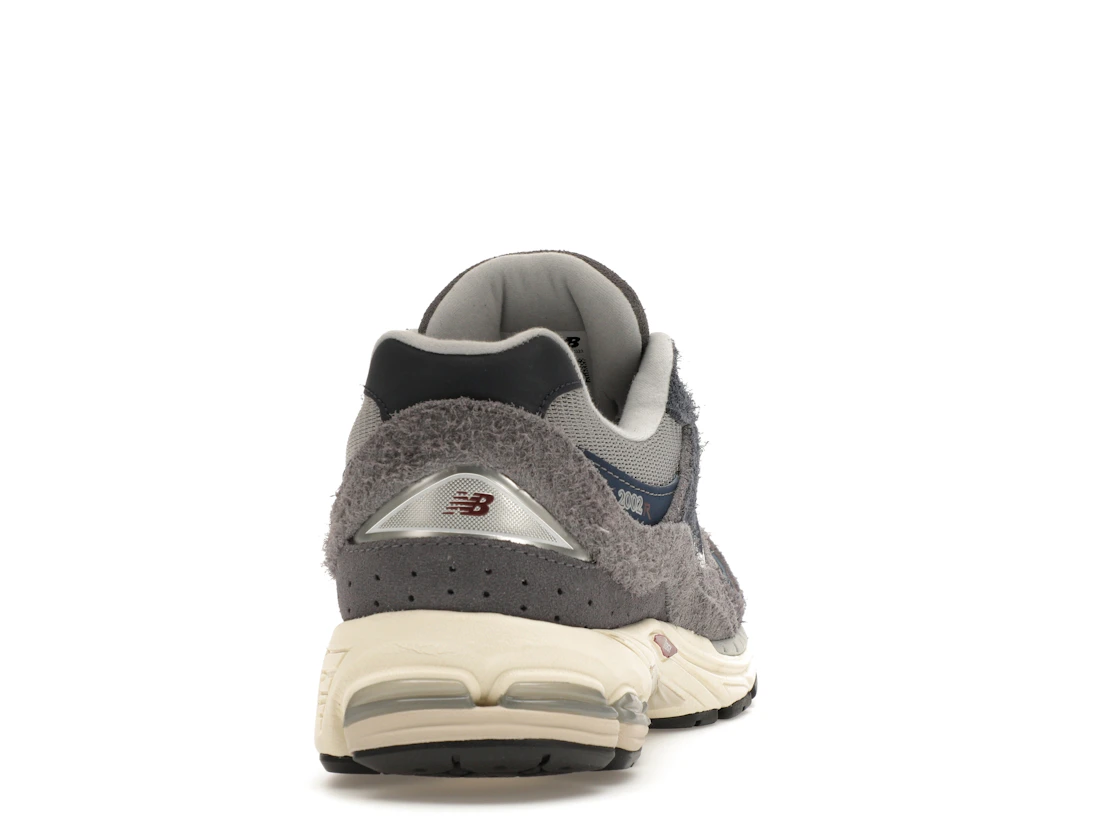 Vue 29 de New Balance 2002R Navy Castlerock