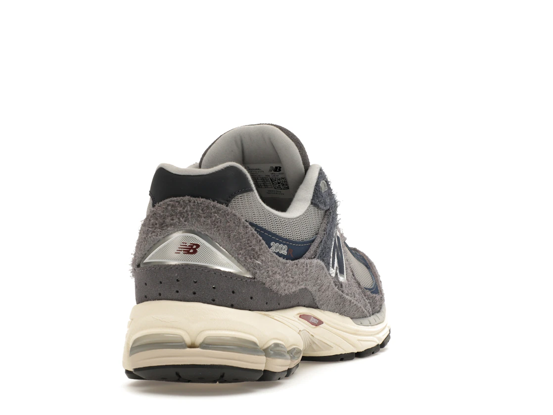 Vue 30 de New Balance 2002R Navy Castlerock