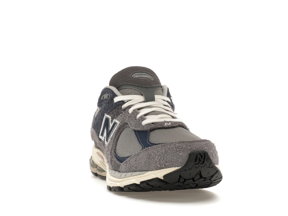 Vue 8 de New Balance 2002R Navy Castlerock
