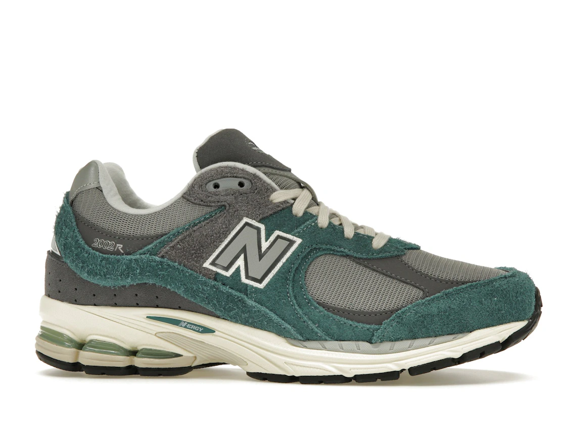 Vue 2 de New Balance 2002R New Spruce Magnet