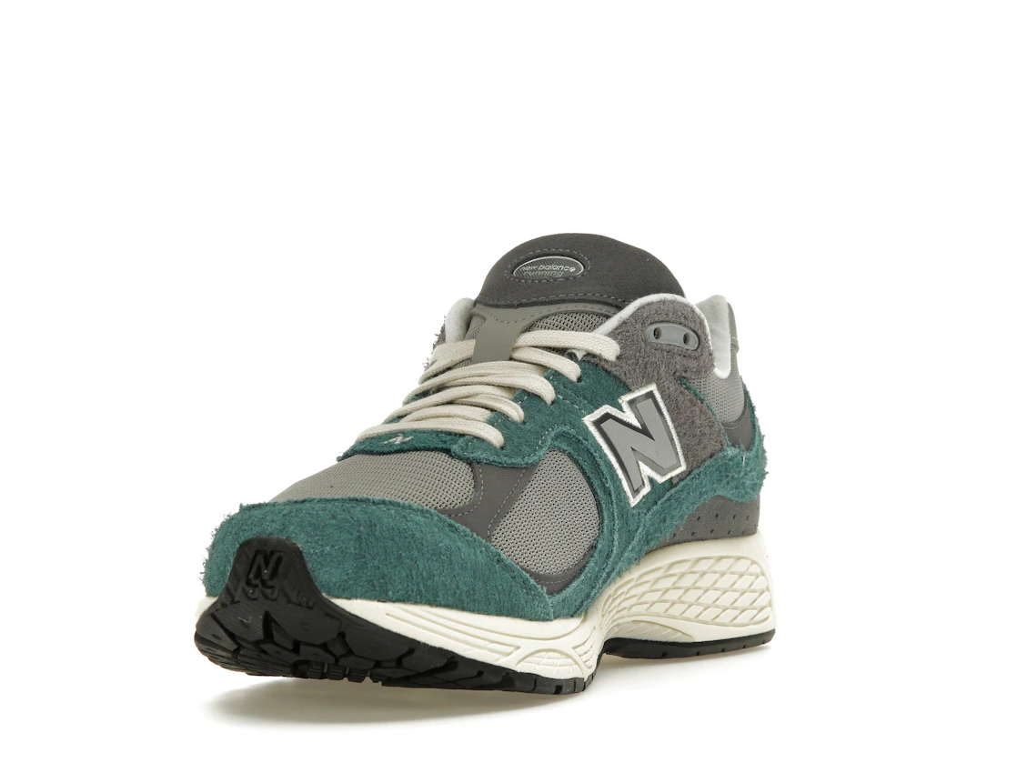 Vue 13 de New Balance 2002R New Spruce Magnet