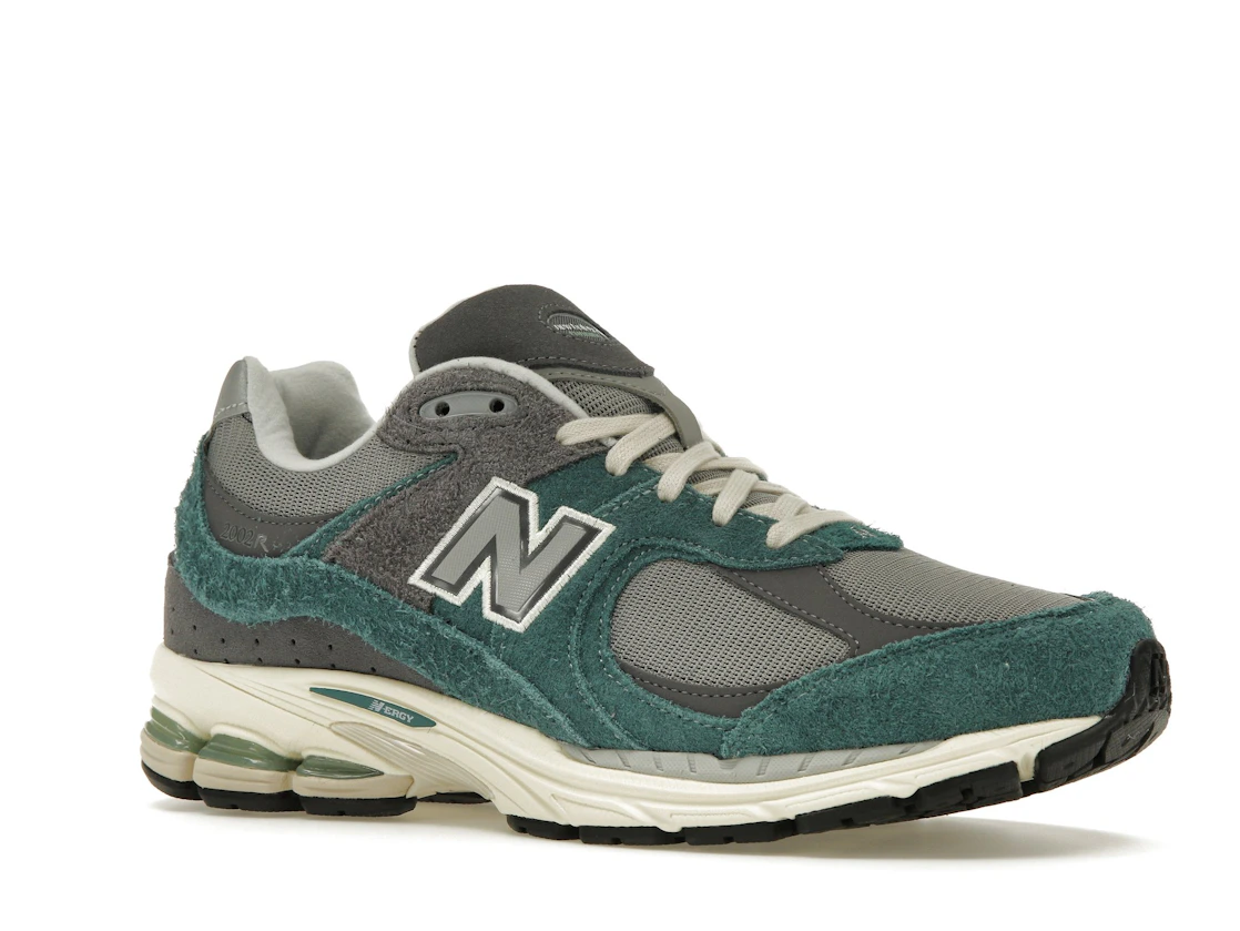 Vue 4 de New Balance 2002R New Spruce Magnet