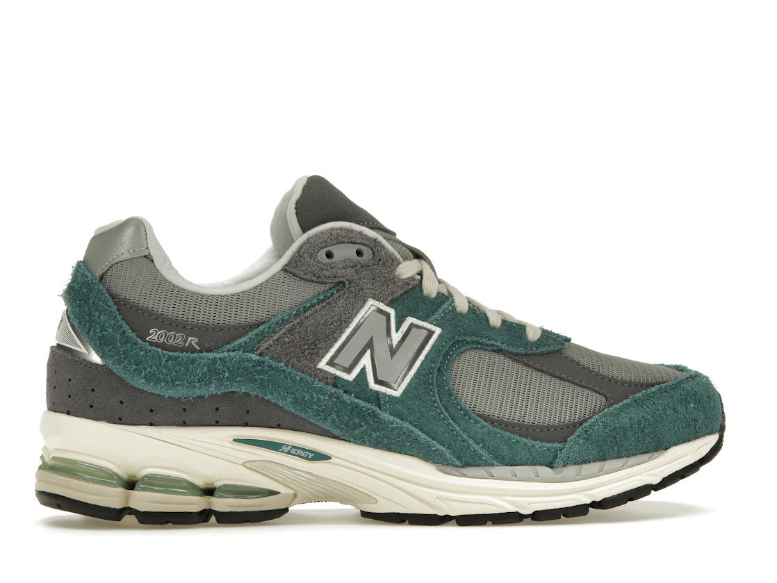 Vue 36 de New Balance 2002R New Spruce Magnet