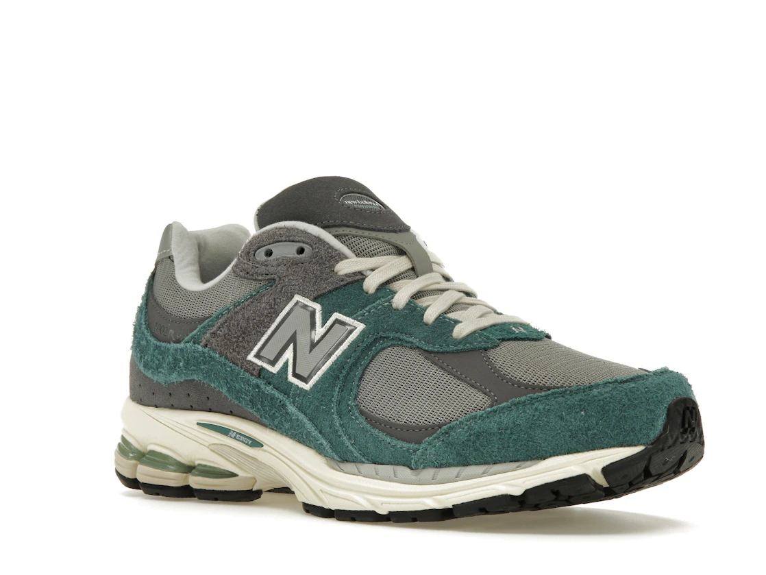 Vue 5 de New Balance 2002R New Spruce Magnet