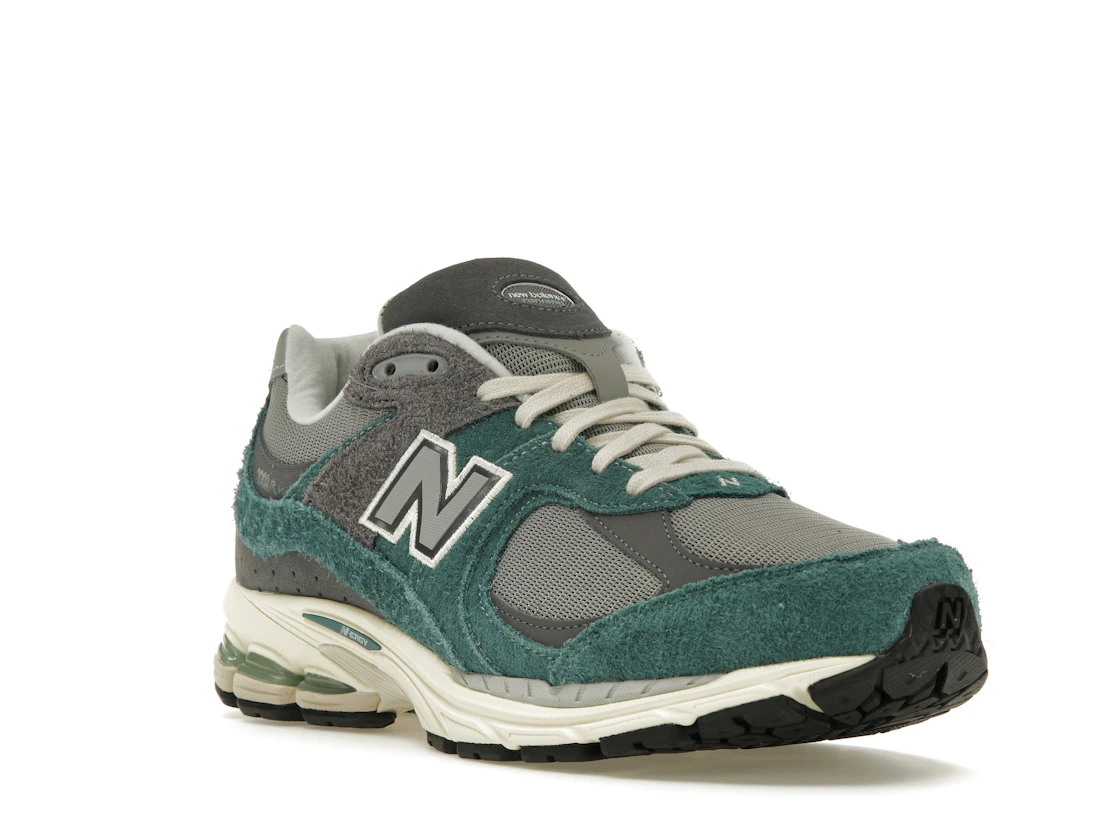 Vue 6 de New Balance 2002R New Spruce Magnet