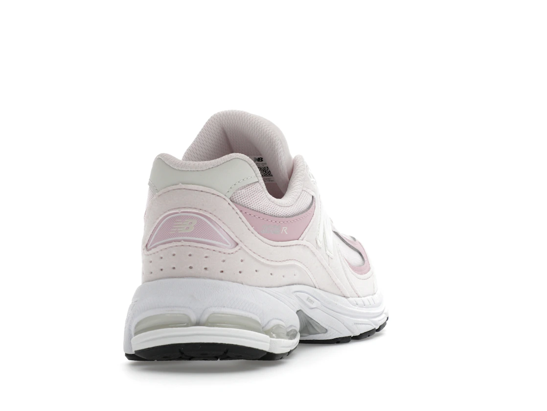 Vue 30 de New Balance 2002R Pink Granite (GS)