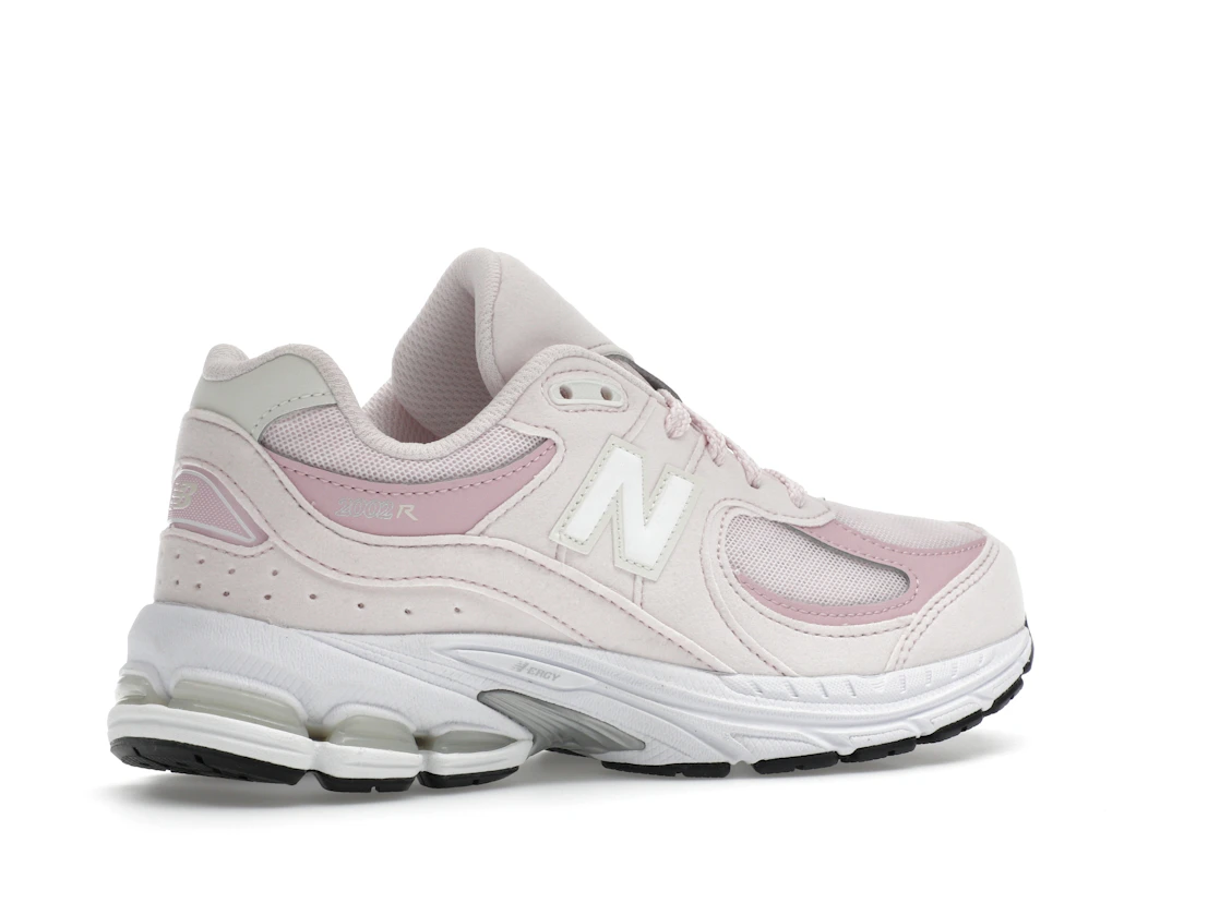 Vue 34 de New Balance 2002R Pink Granite (GS)
