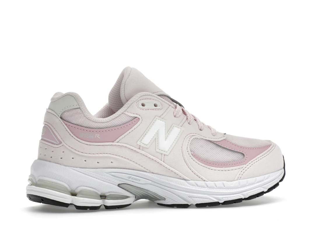 Vue 35 de New Balance 2002R Pink Granite (GS)