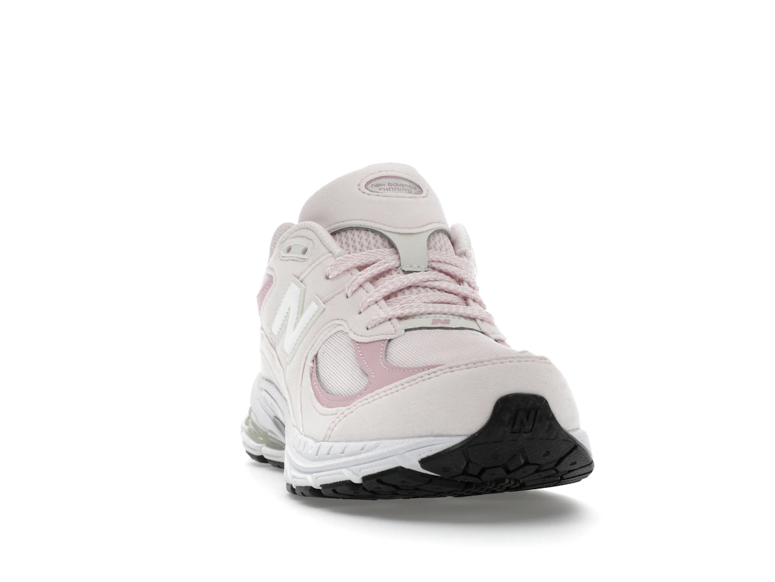 Vue 8 de New Balance 2002R Pink Granite (GS)