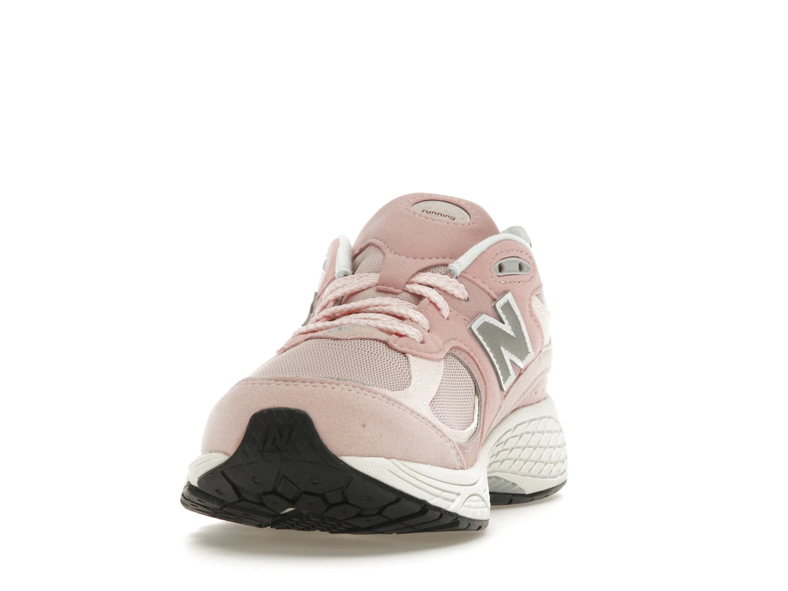 Vue 12 de New Balance 2002R Pink Sand (GS)