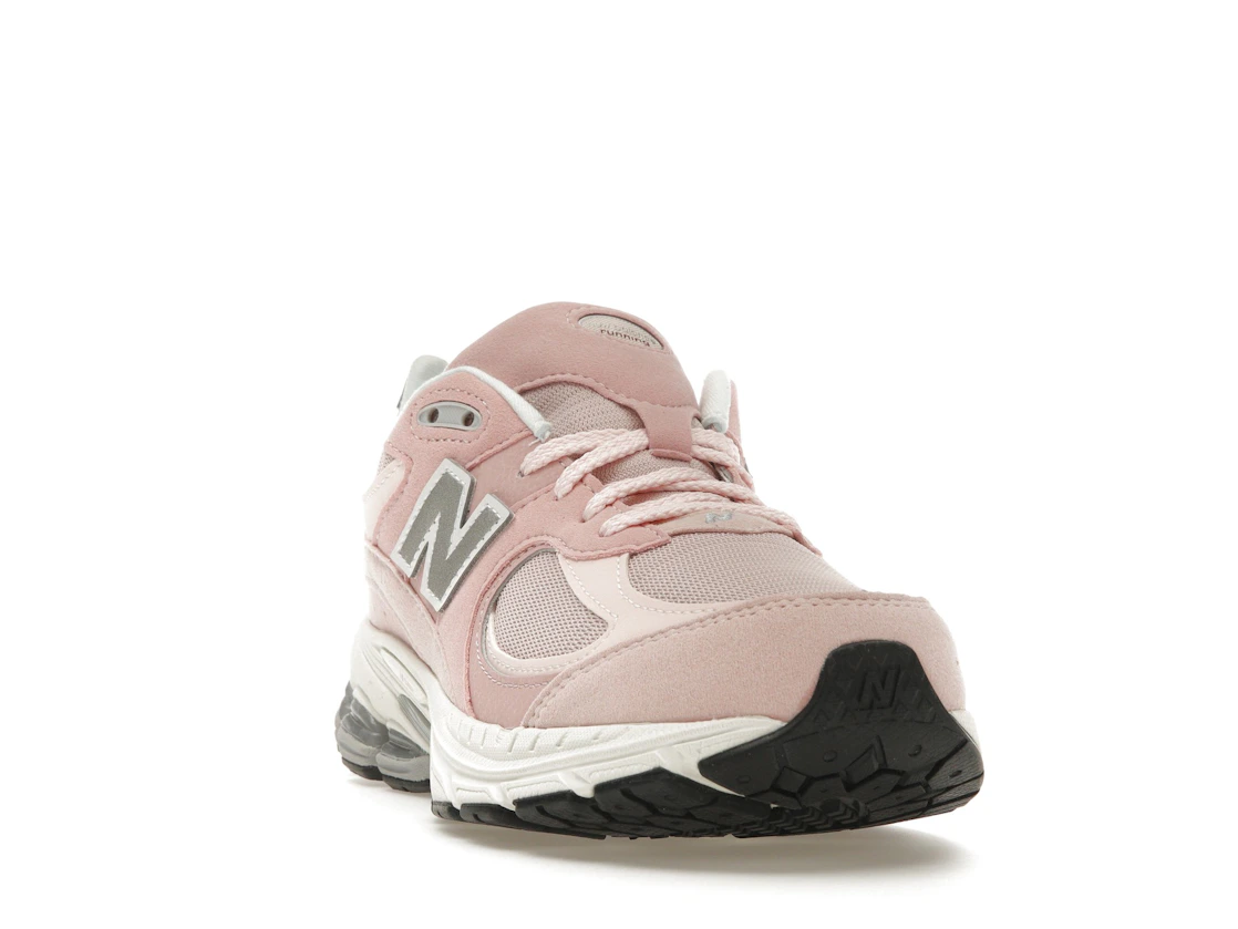 Vue 8 de New Balance 2002R Pink Sand (GS)