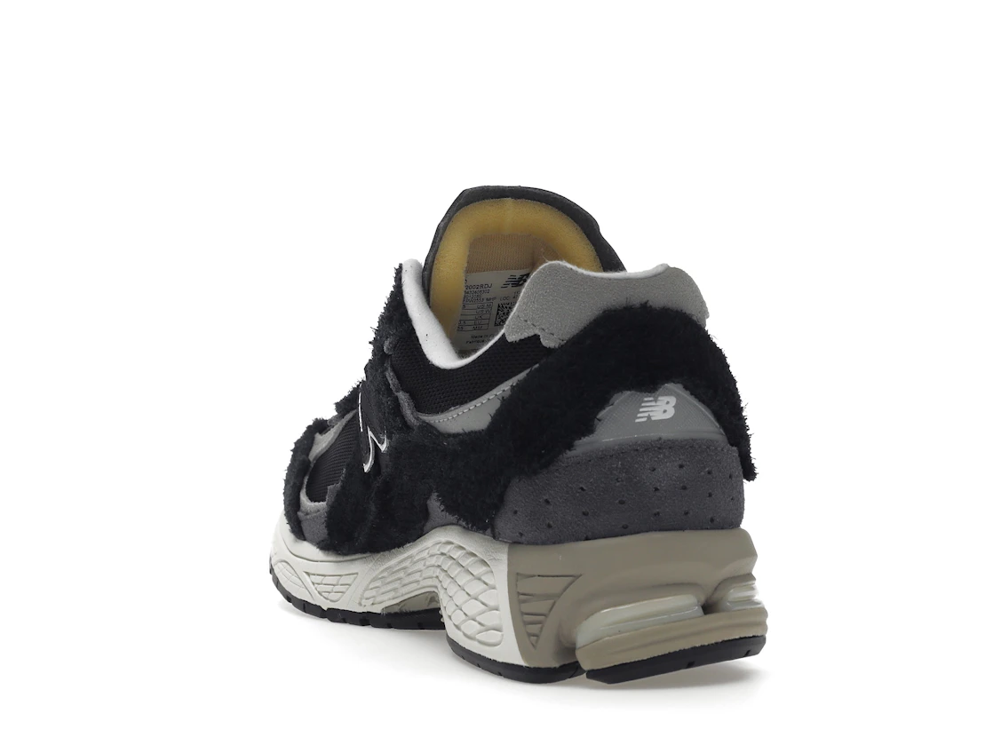 Vue 26 de New Balance 2002R Protection Pack Black Grey