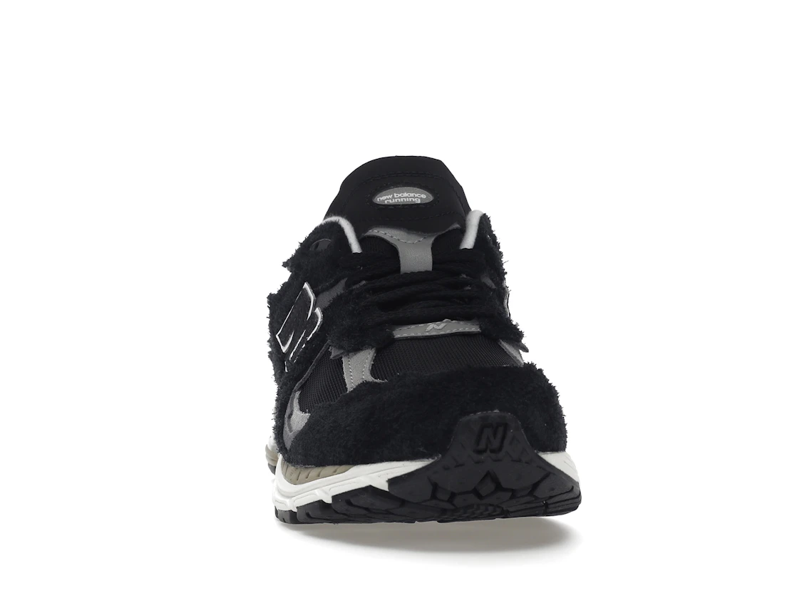 Vue 9 de New Balance 2002R Protection Pack Black Grey