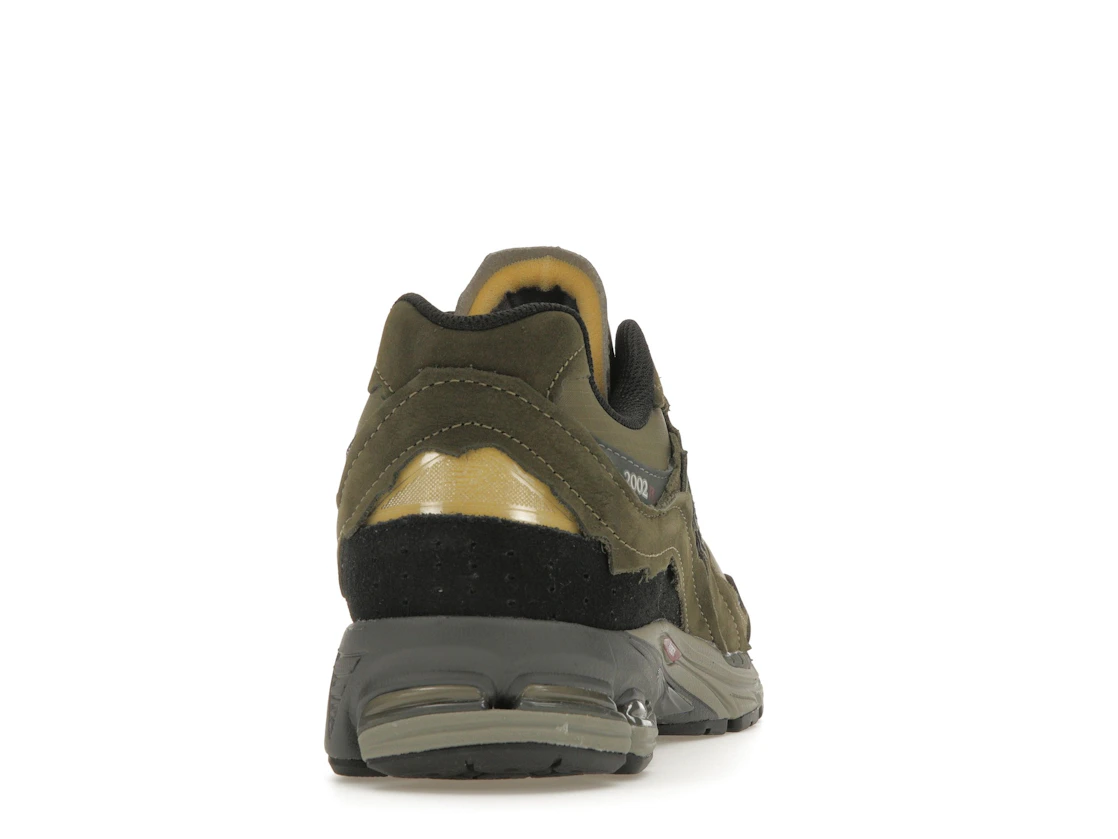 Vue 29 de New Balance 2002R Protection Pack Dark Moss