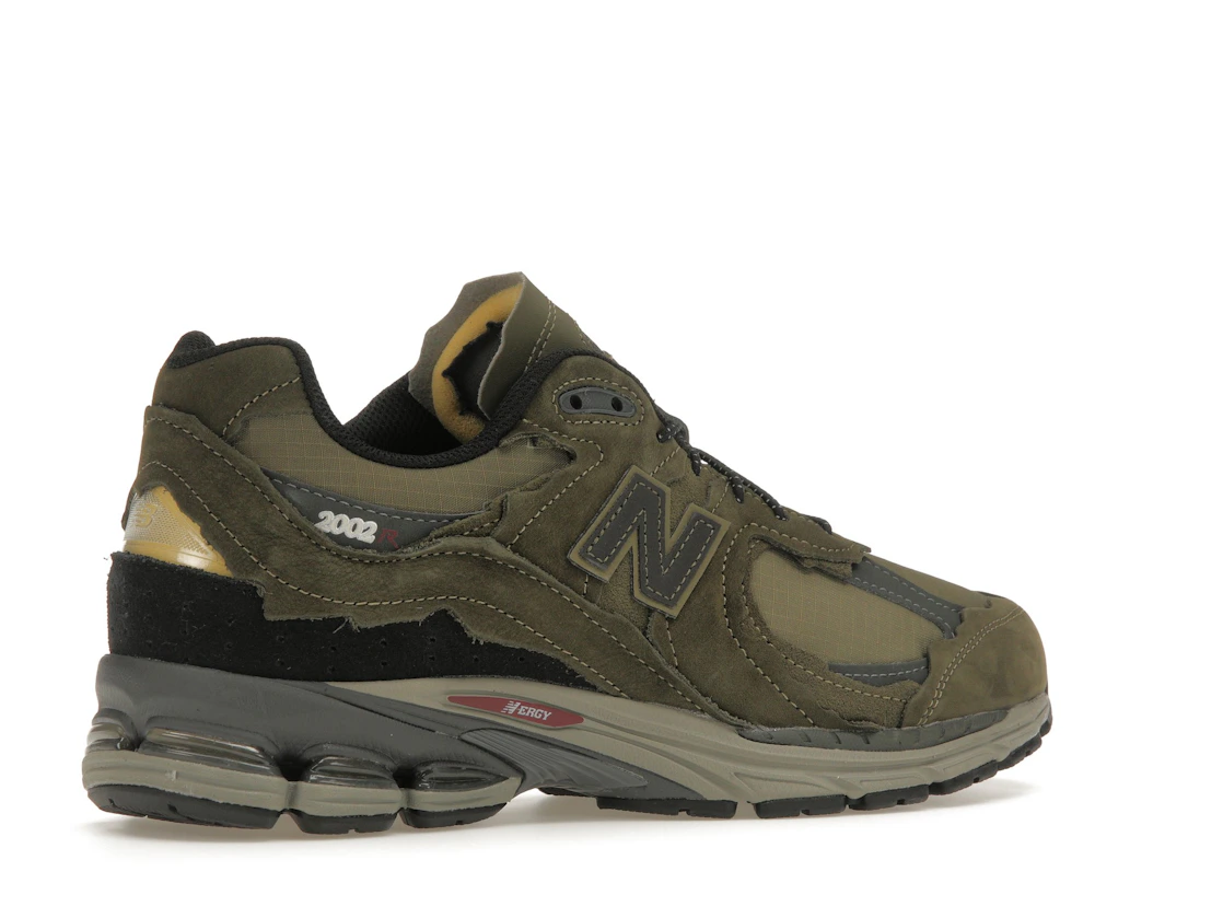 Vue 34 de New Balance 2002R Protection Pack Dark Moss