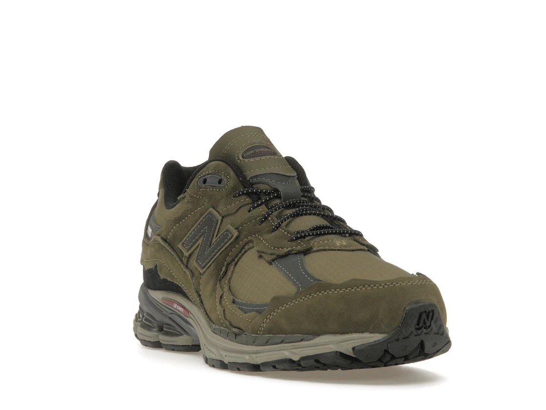 Vue 7 de New Balance 2002R Protection Pack Dark Moss