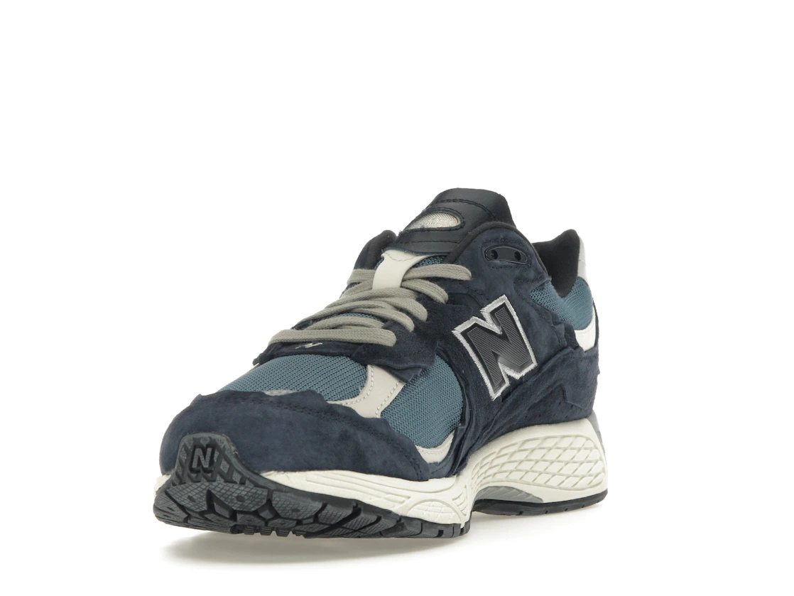 Vue 13 de New Balance 2002R Protection Pack Dark Navy