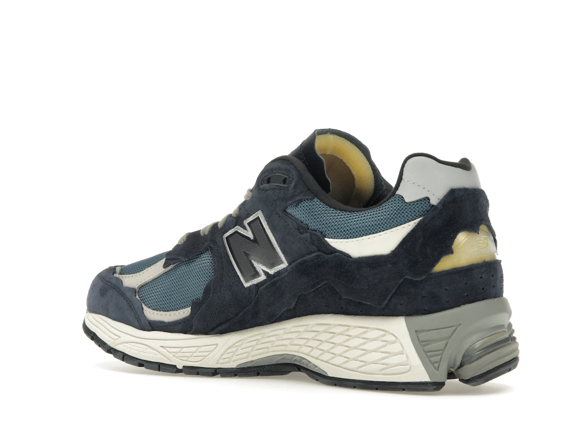 Vue 23 de New Balance 2002R Protection Pack Dark Navy
