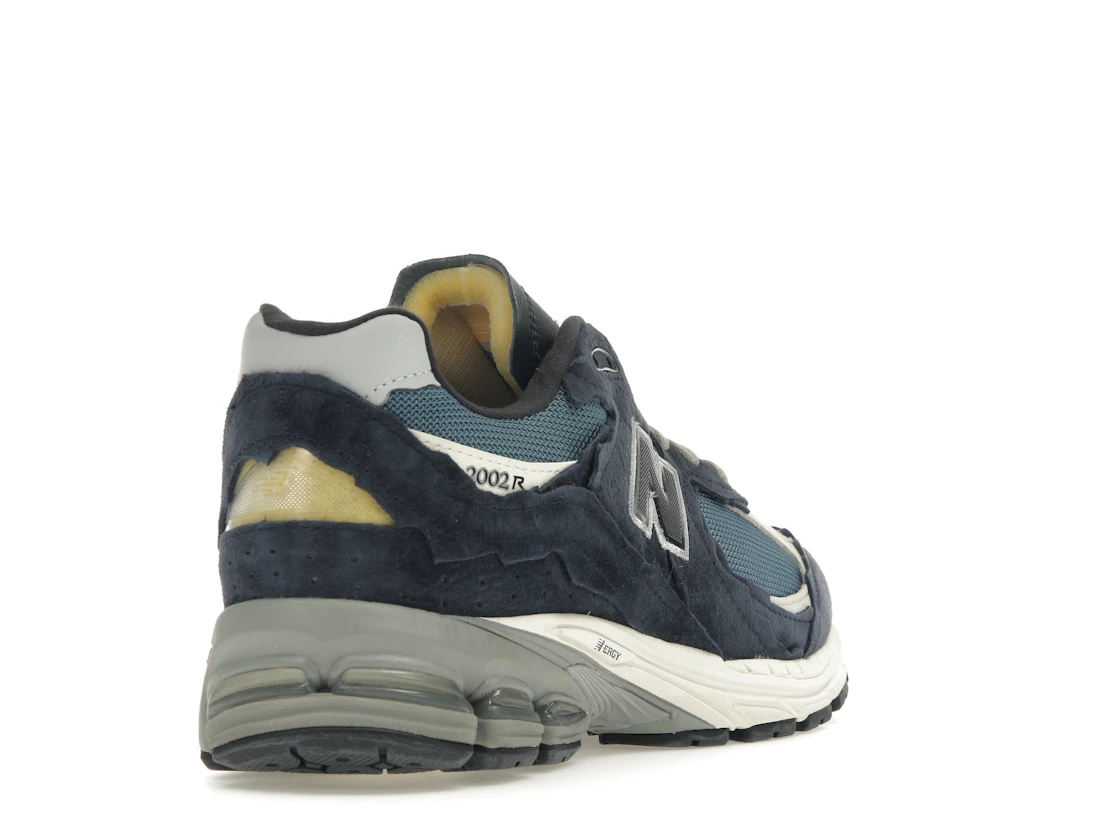 Vue 31 de New Balance 2002R Protection Pack Dark Navy