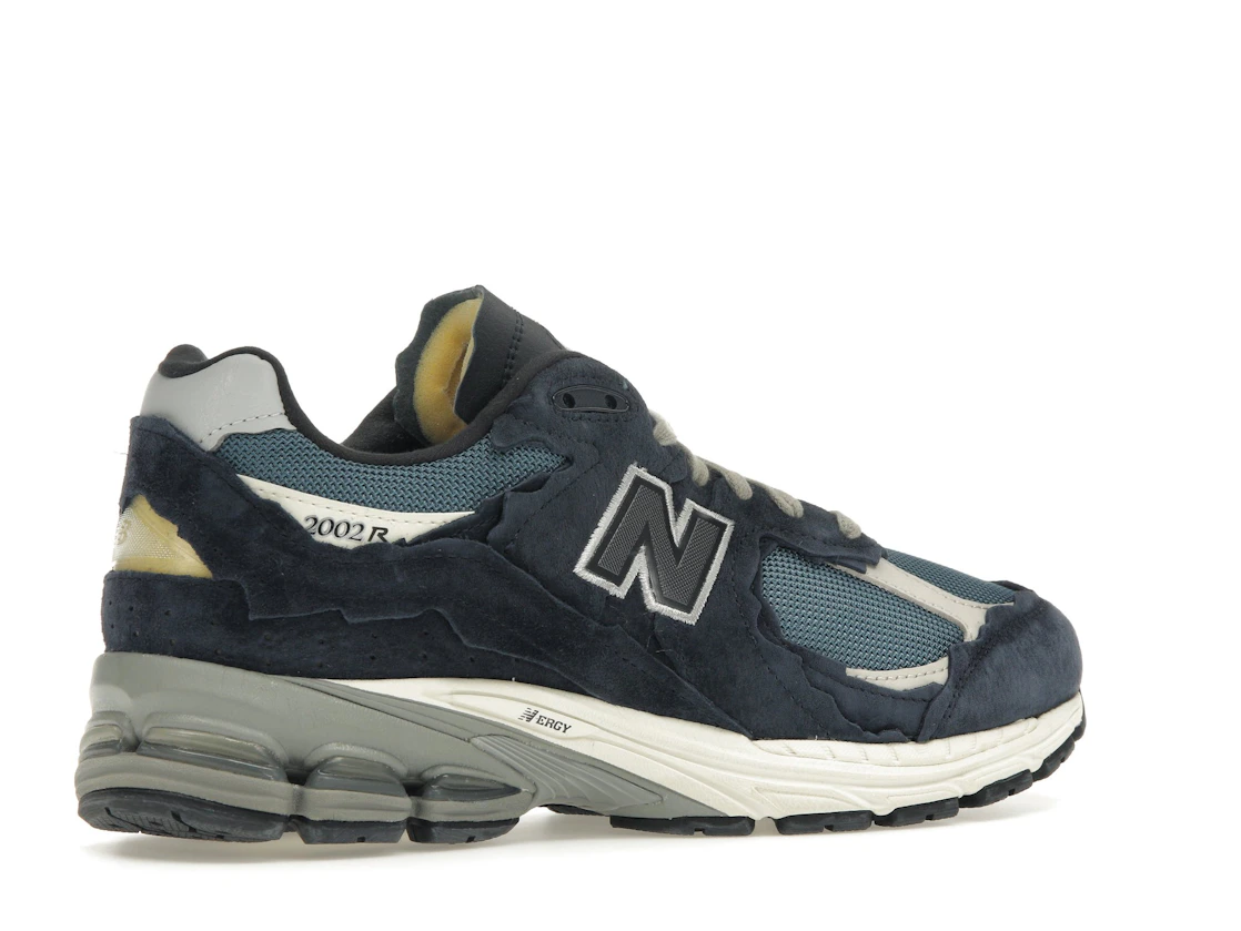 Vue 34 de New Balance 2002R Protection Pack Dark Navy