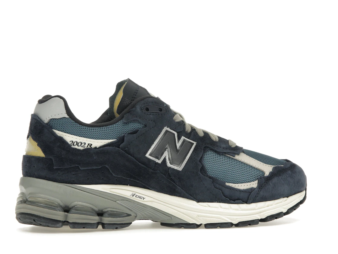 Vue 35 de New Balance 2002R Protection Pack Dark Navy