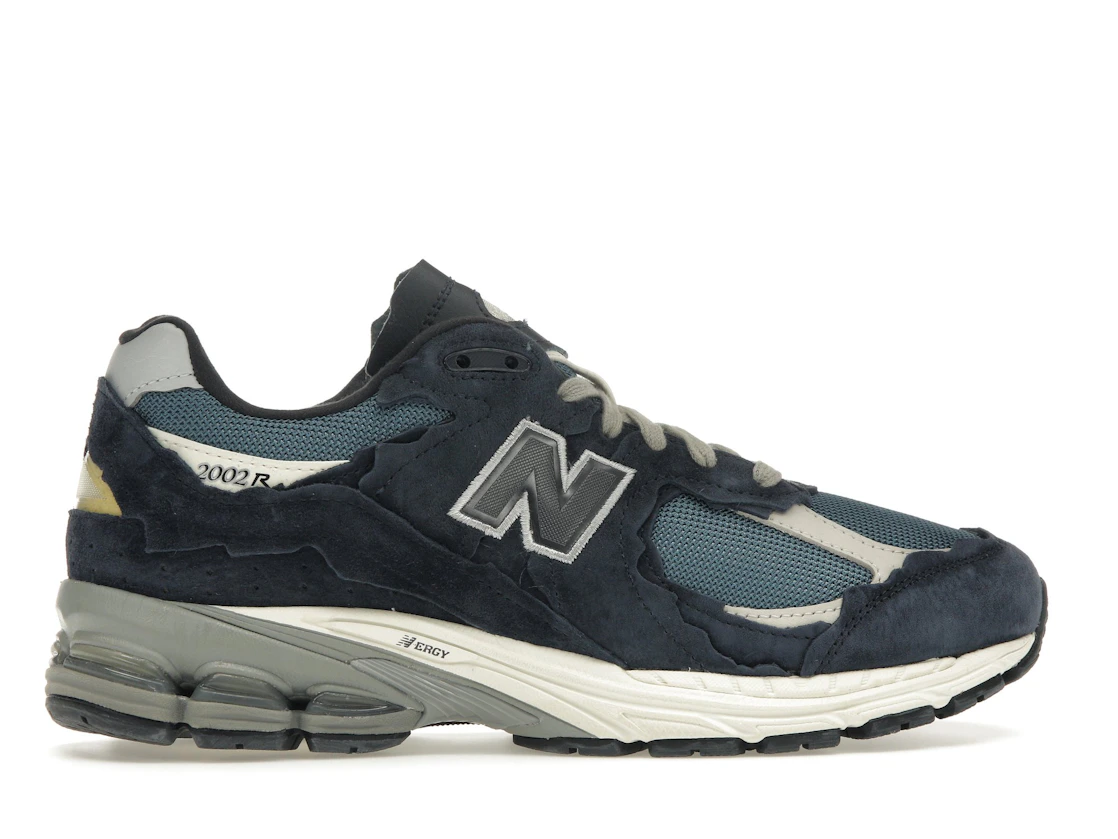 Vue 36 de New Balance 2002R Protection Pack Dark Navy