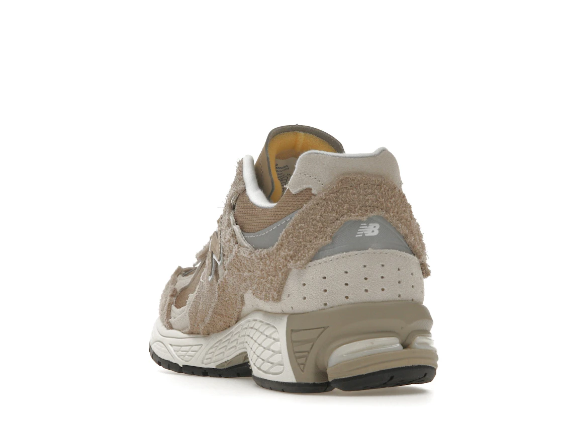 Vue 26 de New Balance 2002R Protection Pack Driftwood