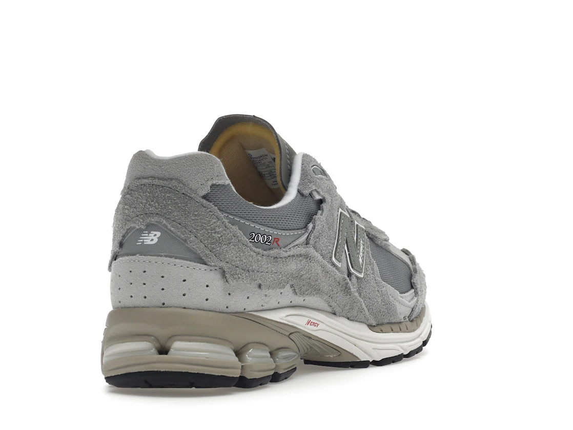 Vue 31 de New Balance 2002R Protection Pack Grey