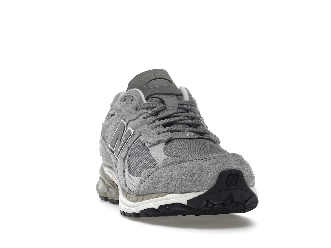 Vue 8 de New Balance 2002R Protection Pack Grey