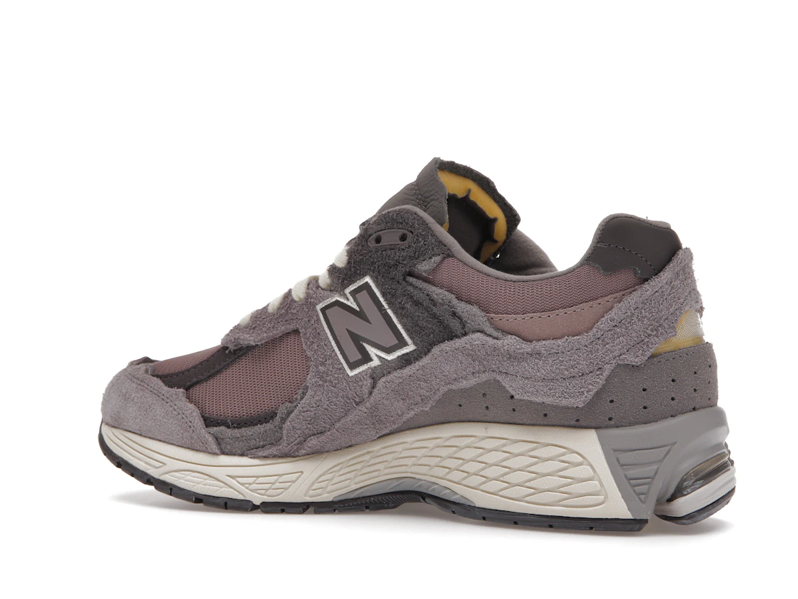 Vue 22 de New Balance 2002R Protection Pack Lunar New Year Dusty Lilac