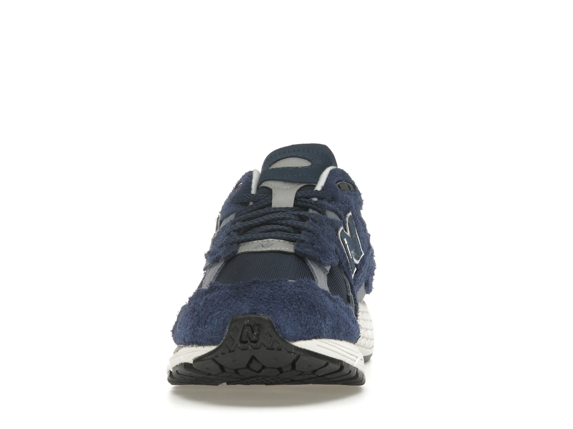 Vue 11 de New Balance 2002R Protection Pack Navy Grey