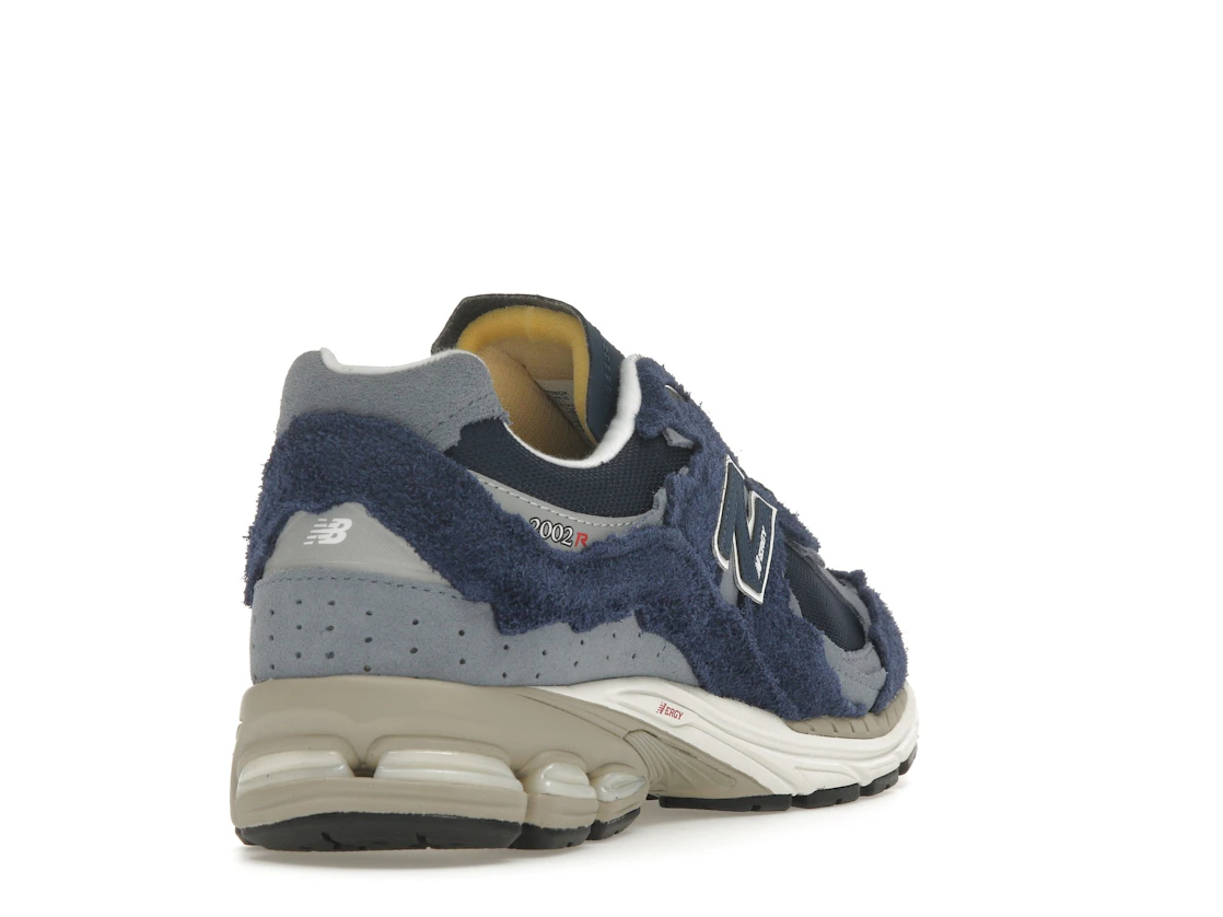 Vue 31 de New Balance 2002R Protection Pack Navy Grey