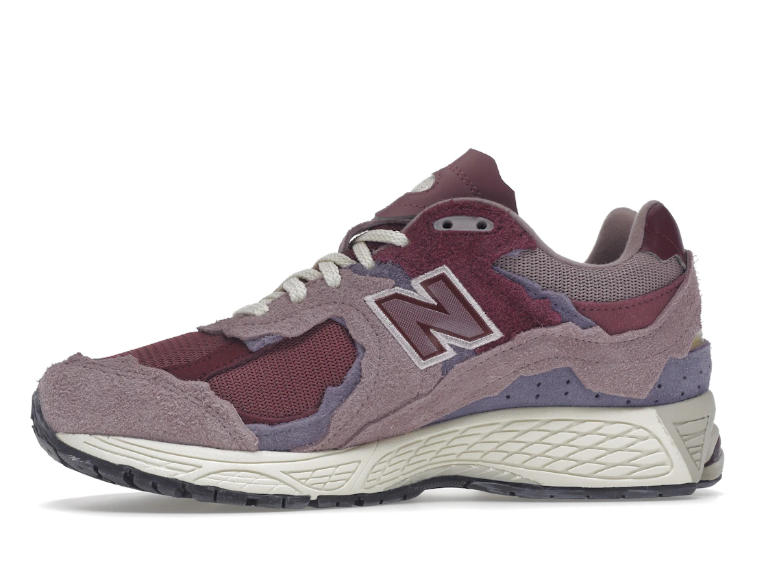 Vue 18 de New Balance 2002R Protection Pack Pink