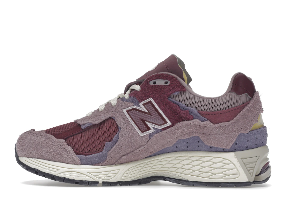 Vue 20 de New Balance 2002R Protection Pack Pink