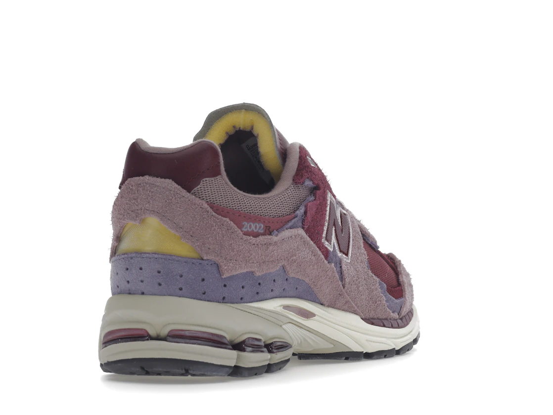 Vue 31 de New Balance 2002R Protection Pack Pink